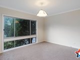 https://images.listonce.com.au/custom/160x/listings/1110-12-ray-street-croydon-vic-3136/293/01526293_img_05.jpg?FyyIQ-CdM9Y