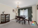 https://images.listonce.com.au/custom/160x/listings/11100-hull-road-croydon-vic-3136/590/01525590_img_04.jpg?bL227f93f7Y