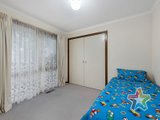 https://images.listonce.com.au/custom/160x/listings/11100-hull-road-croydon-vic-3136/590/01525590_img_12.jpg?n5h2psEbQzQ