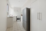https://images.listonce.com.au/custom/160x/listings/11140-kerferd-road-albert-park-vic-3206/746/01767746_img_04.jpg?y2sDSQpqjWY