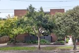 https://images.listonce.com.au/custom/160x/listings/11140-kerferd-road-albert-park-vic-3206/746/01767746_img_07.jpg?WUj2qY79GO4