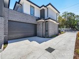 https://images.listonce.com.au/custom/160x/listings/1117-coleman-parade-glen-waverley-vic-3150/370/01988370_img_01.jpg?ngAU4VMIP2I