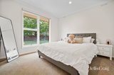 https://images.listonce.com.au/custom/160x/listings/1117-norman-street-wendouree-vic-3355/476/01811476_img_09.jpg?hvb_xpcgcV4