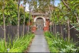 https://images.listonce.com.au/custom/160x/listings/1117-robe-street-st-kilda-vic-3182/107/01954107_img_01.jpg?LkC2ksBSo10