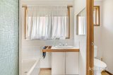 https://images.listonce.com.au/custom/160x/listings/1118-albert-street-sebastopol-vic-3356/656/01900656_img_08.jpg?SHg_4ms_VL8