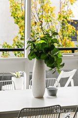 https://images.listonce.com.au/custom/160x/listings/11187-auburn-road-hawthorn-vic-3122/797/01929797_img_14.jpg?0OE96ch4n4Y