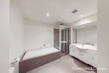 https://images.listonce.com.au/custom/160x/listings/1119-tennyson-street-elwood-vic-3184/869/01828869_img_04.jpg?x7uc1Em1bLM