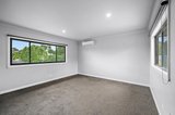 https://images.listonce.com.au/custom/160x/listings/111a-taylor-rd-mooroolbark-vic-3138/216/01984216_img_07.jpg?shPyWSvBpjw