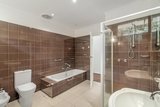 https://images.listonce.com.au/custom/160x/listings/112-brunswick-road-mitcham-vic-3132/759/01816759_img_09.jpg?YaVEmEmK8S4