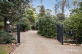 https://images.listonce.com.au/custom/160x/listings/112-cardigan-road-mooroolbark-vic-3138/240/01753240_img_33.jpg?Z1EZBZPvEJg