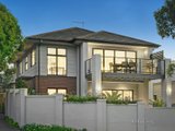 https://images.listonce.com.au/custom/160x/listings/112-eglinton-street-kew-vic-3101/798/00703798_img_01.jpg?BE7_ZNr6ZnA