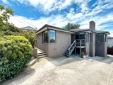 https://images.listonce.com.au/custom/160x/listings/112-finch-street-doncaster-east-vic-3109/238/01858238_img_11.jpg?AUMhmrhPwcE