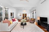 https://images.listonce.com.au/custom/160x/listings/112-ingles-street-port-melbourne-vic-3207/583/01904583_img_05.jpg?7LNnsL0evF8