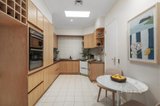 https://images.listonce.com.au/custom/160x/listings/112-lambert-road-toorak-vic-3142/325/01556325_img_04.jpg?2e3dsoNobV8