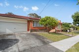 https://images.listonce.com.au/custom/160x/listings/112-marianne-way-mount-waverley-vic-3149/159/01855159_img_15.jpg?wjcs0xqM4QI