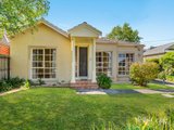https://images.listonce.com.au/custom/160x/listings/112-mount-street-glen-waverley-vic-3150/774/01987774_img_01.jpg?uLVbS8iT0tg