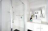 https://images.listonce.com.au/custom/160x/listings/112-red-hill-terrace-doncaster-east-vic-3109/363/01389363_img_08.jpg?0KQuWeDQBUM