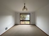 https://images.listonce.com.au/custom/160x/listings/112-staverly-road-herne-hill-vic-3218/962/01691962_img_02.jpg?cXta-MN1L78