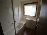 https://images.listonce.com.au/custom/160x/listings/112-vale-street-alfredton-vic-3350/892/01575892_img_11.jpg?Jan_bRmwLAs