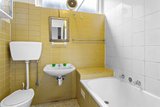 https://images.listonce.com.au/custom/160x/listings/1120-oxford-street-box-hill-vic-3128/619/01684619_img_05.jpg?ffQ8SiIFFoQ