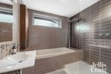 https://images.listonce.com.au/custom/160x/listings/1124-muir-street-hawthorn-vic-3122/158/01705158_img_07.jpg?TYic0xAXfMw