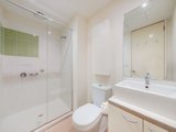 https://images.listonce.com.au/custom/160x/listings/11250-dow-street-port-melbourne-vic-3207/514/01597514_img_07.jpg?ZQpUSMemI7g