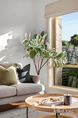 https://images.listonce.com.au/custom/160x/listings/1126-128-glenlyon-road-brunswick-vic-3056/351/01942351_img_10.jpg?RyM6c4kc6kU