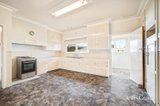 https://images.listonce.com.au/custom/160x/listings/1127-eyre-street-newington-vic-3350/936/01705936_img_17.jpg?eY8unjxYjxw