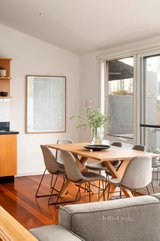 https://images.listonce.com.au/custom/160x/listings/11287-bank-street-south-melbourne-vic-3205/657/01702657_img_05.jpg?zzC4GKOxxMo
