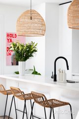 https://images.listonce.com.au/custom/160x/listings/112c-hazel-glen-drive-doreen-vic-3754/247/01818247_img_07.jpg?pufmWwr_Z1w
