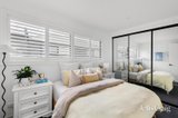 https://images.listonce.com.au/custom/160x/listings/112c-hazel-glen-drive-doreen-vic-3754/247/01818247_img_10.jpg?4vOoz9NqCwI