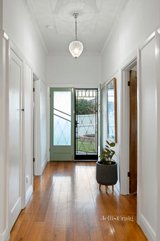 https://images.listonce.com.au/custom/160x/listings/113-arlington-street-ringwood-vic-3134/236/01556236_img_04.jpg?dH6rxIyb2ZY