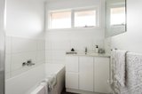 https://images.listonce.com.au/custom/160x/listings/113-boulton-court-greensborough-vic-3088/517/01427517_img_06.jpg?m8-qdX8X1TQ