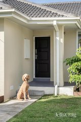 https://images.listonce.com.au/custom/160x/listings/113-bridges-avenue-edithvale-vic-3196/372/01810372_img_02.jpg?5zG_cfoQ8D4