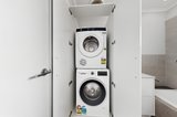 https://images.listonce.com.au/custom/160x/listings/113-browning-street-elwood-vic-3184/151/01937151_img_05.jpg?mLvUI7qFbqY