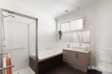 https://images.listonce.com.au/custom/160x/listings/113-clarke-street-thomastown-vic-3074/042/01938042_img_07.jpg?NdM0SnRi8d4
