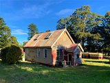 https://images.listonce.com.au/custom/160x/listings/113-glenlyon-little-hampton-road-little-hampton-vic-3458/662/01896662_img_01.jpg?yKVtftWuqq0
