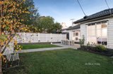https://images.listonce.com.au/custom/160x/listings/113-heather-grove-ringwood-vic-3134/876/01722876_img_12.jpg?g2OBBwAjj0Q