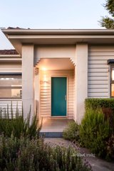 https://images.listonce.com.au/custom/160x/listings/113-kellett-street-northcote-vic-3070/295/01653295_img_02.jpg?7hmI2KMz4is