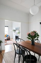 https://images.listonce.com.au/custom/160x/listings/113-kellett-street-northcote-vic-3070/733/00724733_img_16.jpg?ULPahxuDrfU