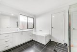 https://images.listonce.com.au/custom/160x/listings/113-kildare-street-north-geelong-vic-3215/833/01698833_img_08.jpg?N0OS9eHiLUg