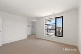 https://images.listonce.com.au/custom/160x/listings/113-lacebark-drive-st-helena-vic-3088/294/01622294_img_05.jpg?1cownb_6Lzo