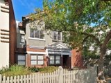 https://images.listonce.com.au/custom/160x/listings/113-loch-street-st-kilda-west-vic-3182/420/01087420_img_08.jpg?5SMd4avjf3Y