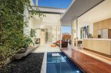 https://images.listonce.com.au/custom/160x/listings/113-raglan-street-south-melbourne-vic-3205/836/01164836_img_03.jpg?rpXjAx_1RIQ