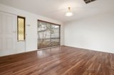 https://images.listonce.com.au/custom/160x/listings/113-roycroft-avenue-mill-park-vic-3082/586/00594586_img_04.jpg?-0snIuZQBZ4