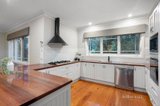 https://images.listonce.com.au/custom/160x/listings/113-smedley-road-park-orchards-vic-3114/691/01549691_img_10.jpg?Iktnuw_AyhI