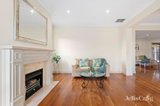 https://images.listonce.com.au/custom/160x/listings/113-st-clems-road-doncaster-east-vic-3109/722/01752722_img_03.jpg?4K9o5VQf-W0