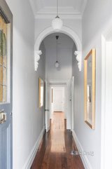 https://images.listonce.com.au/custom/160x/listings/113-tooronga-road-glen-iris-vic-3146/417/01162417_img_05.jpg?ROdogdVfKFk