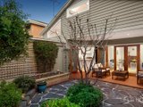 https://images.listonce.com.au/custom/160x/listings/113-wales-street-kingsville-vic-3012/368/01202368_img_12.jpg?HLm4a5-gEGk