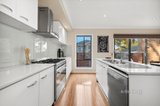 https://images.listonce.com.au/custom/160x/listings/113-white-street-mount-waverley-vic-3149/665/01540665_img_04.jpg?2W-_dA8nPcc